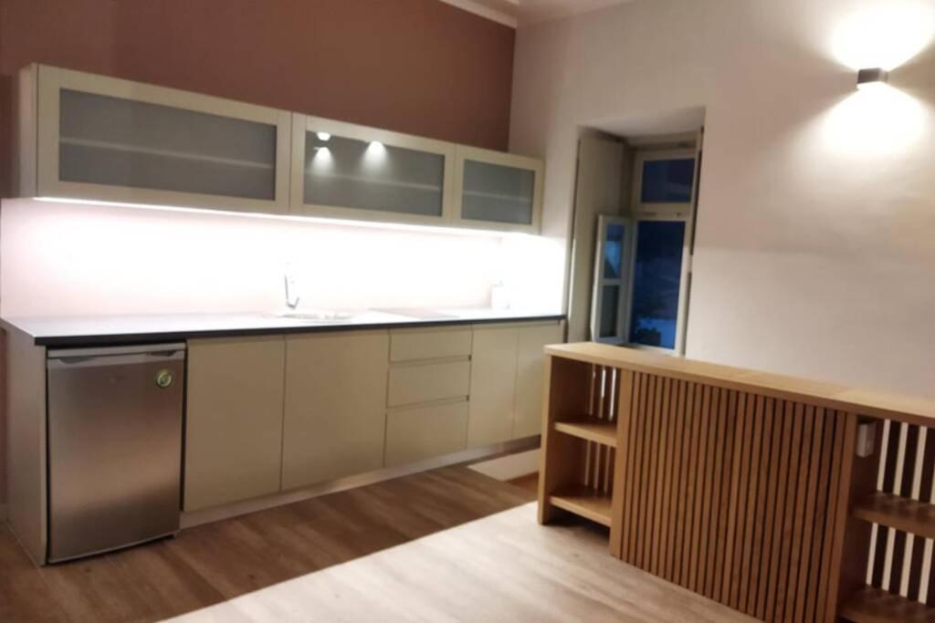 Afroditis'S & Makis'S Apartment 2 Leonídion Екстериор снимка